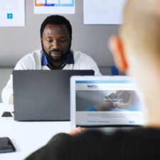 Hoe intranet de band met je (seizoens)medewerkers versterkt