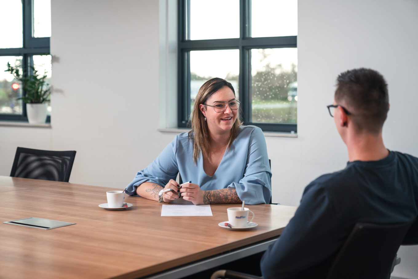 Linda in gesprek met Lyon